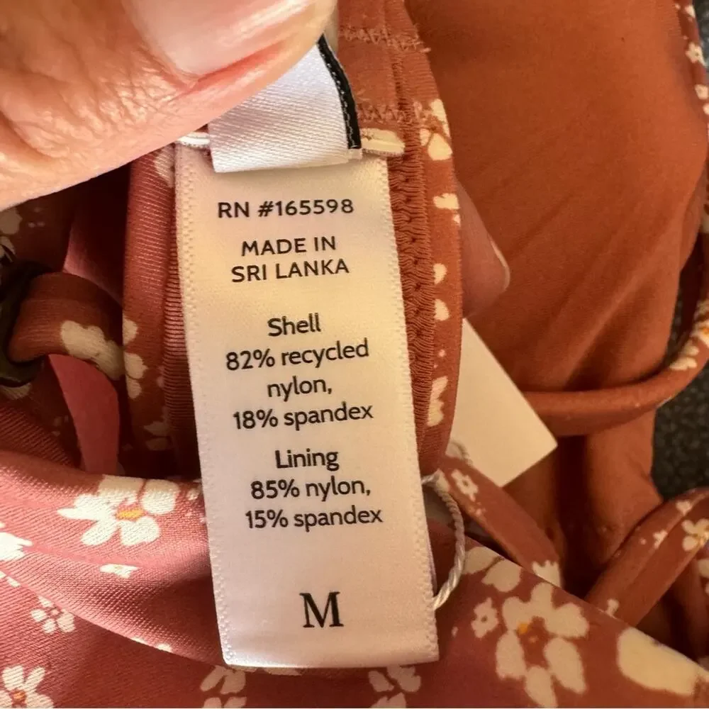 Andie Swim The Bora Bora Convertible Bikini Top In Ditzy Floral Rose Size M NEW - Picture 10 of 14